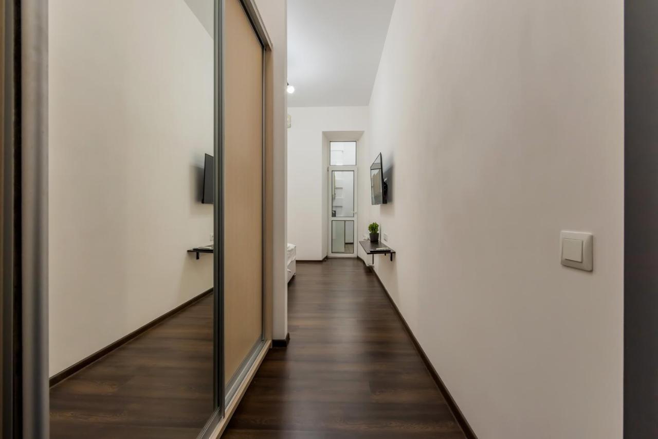 Rv Old City Apartment Velyka Vasylkivska 28,Self Check-In 24Х7 Kiev Eksteriør billede